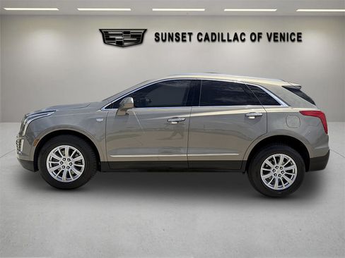Used 2019 Cadillac XT5 Premium Luxury FWD image 6