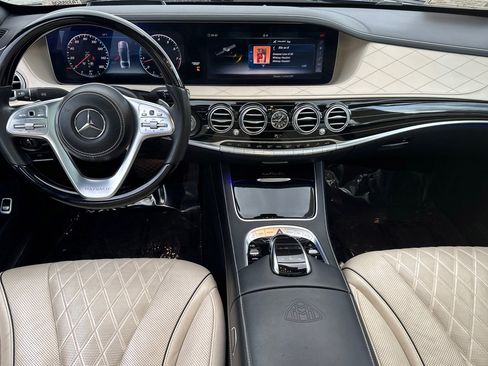 Used 2018 Mercedes-Benz Maybach S 650 image 27