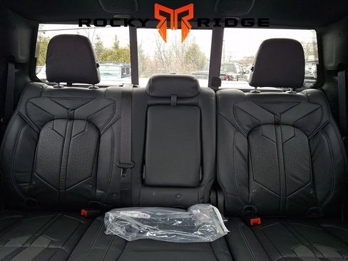 New 2026 RAM 1500 Big Horn AWD/4WD image 13