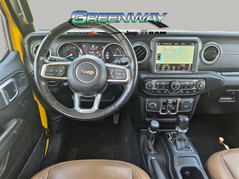 Used 2021 Jeep Wrangler Unlimited Sahara w/ Cold Weather Group AWD/4WD image 25