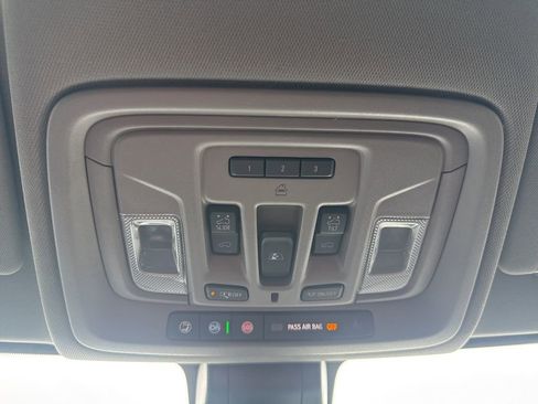 Used 2023 GMC Sierra 3500 Denali w/ Denali Black Diamond Edition AWD/4WD image 52