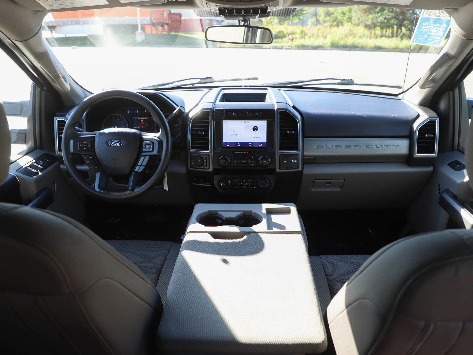 Used 2021 Ford F250 XLT w/ XLT Value Package AWD/4WD image 13