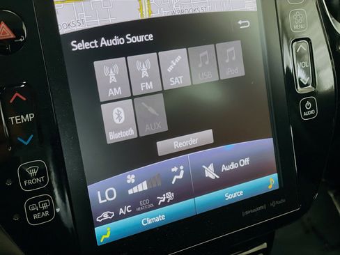 Used 2021 Toyota Prius Prime XLE w/ Carpet Mat Package (TMS) image 11