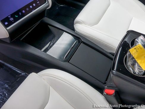 Used 2020 Tesla Model X Long Range image 36