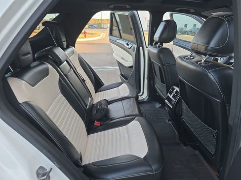 Used 2018 Mercedes-Benz GLE 43 AMG GLE 43 AMG image 19