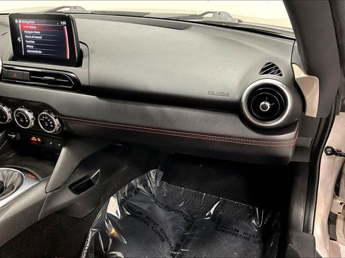 Used 2023 MAZDA MX-5 Miata Grand Touring image 19