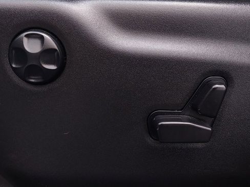 Certified 2023 Dodge Durango GT image 23