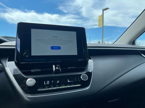 Used 2025 Toyota Corolla LE FWD image 16