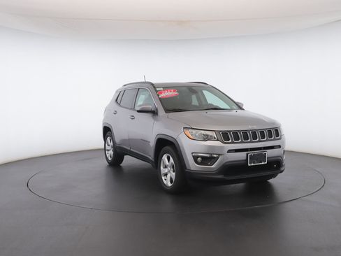 Certified 2019 Jeep Compass Latitude w/ Popular Equipment Group image 32