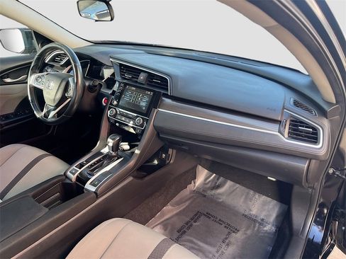 Used 2019 Honda Civic EX image 28