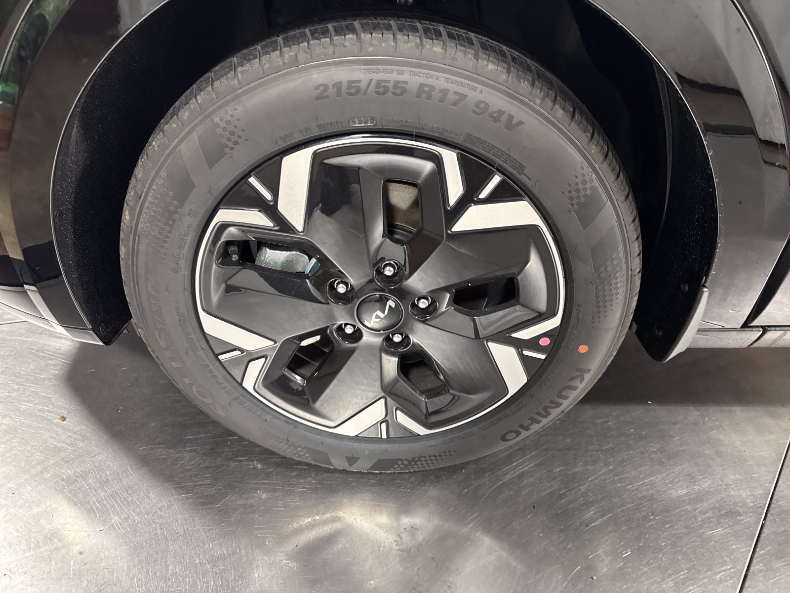 New 2026 Kia Niro Wave w/ Wave Preserve Package FWD image 2