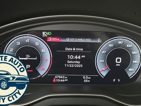 Used 2021 Audi Q5 2.0T Premium Plus w/ Premium Plus Package image 11