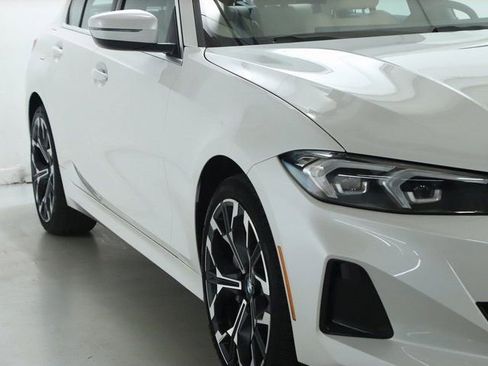 Certified 2025 BMW 330i xDrive Sedan w/ Premium Package image 8