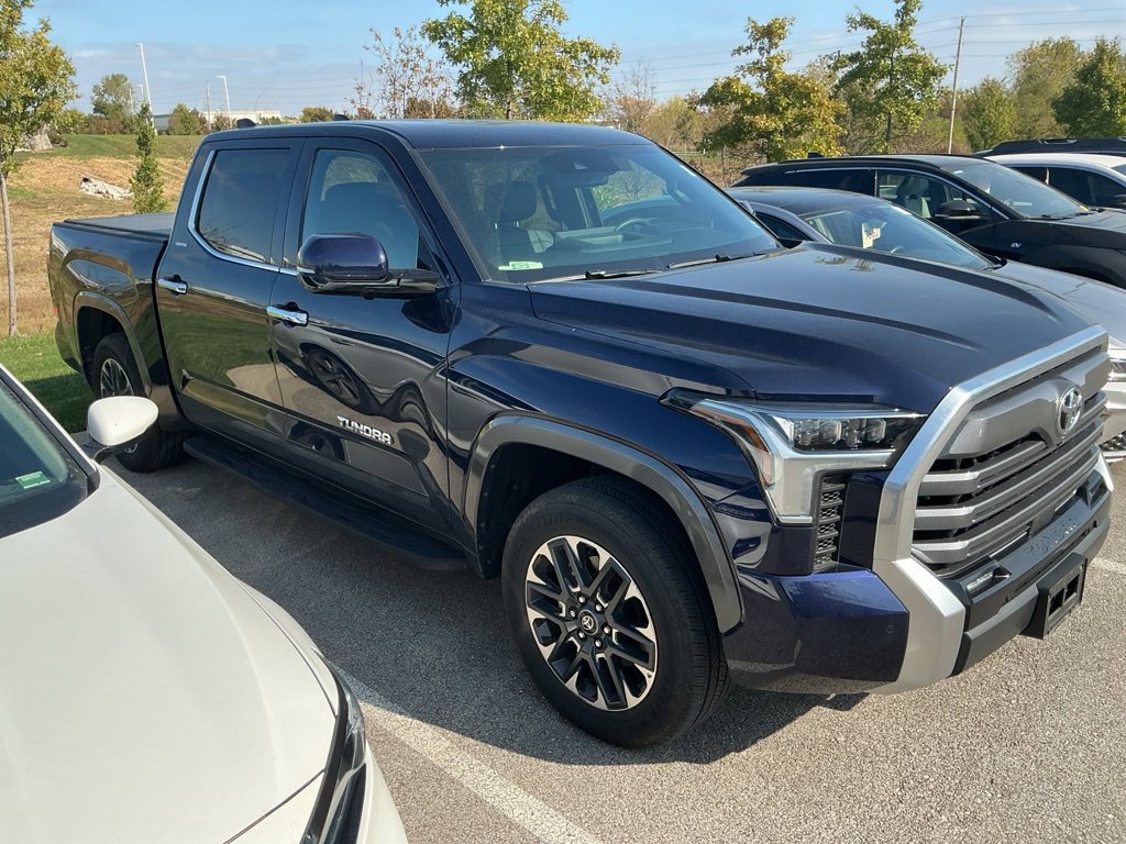 Used 2025 Toyota Tundra Limited AWD/4WD image 13