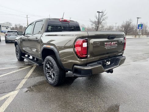 Used 2025 GMC Canyon Elevation w/ Convenience Package image 4