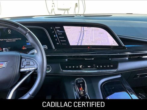 Certified 2024 Cadillac Escalade ESV V w/ Heavy-Duty Trailer Package AWD/4WD image 8