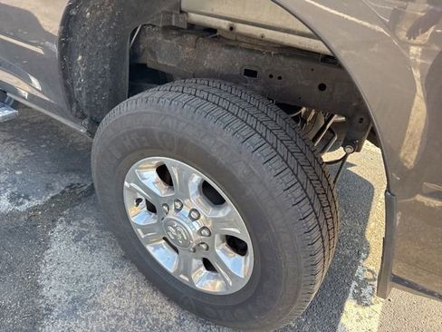 Used 2024 RAM 2500 Big Horn image 8