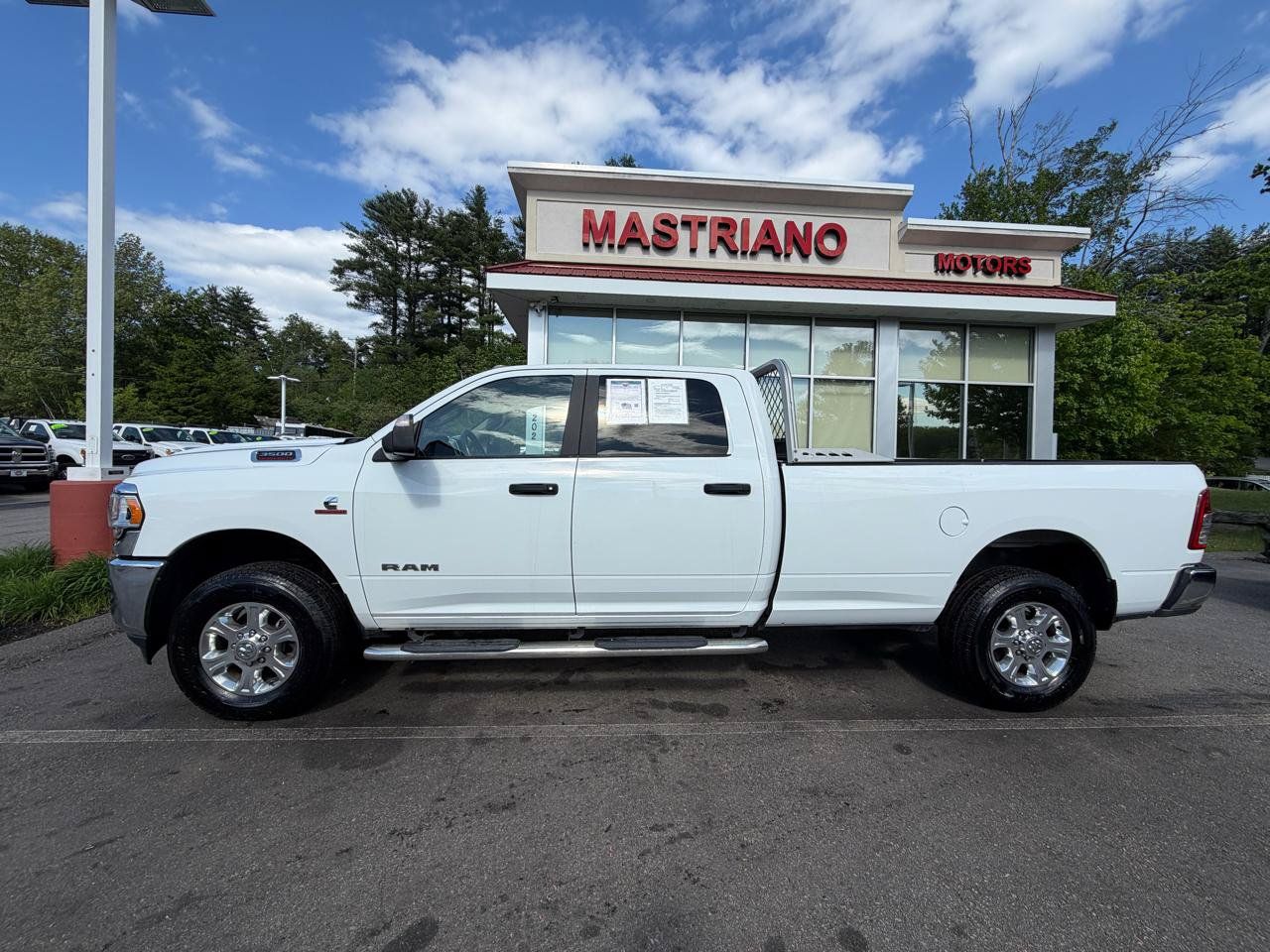 Used 2022 RAM 3500 Big Horn AWD/4WD image 12