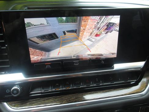 Used 2025 GMC Sierra 1500 Elevation w/ Preferred Package AWD/4WD image 31