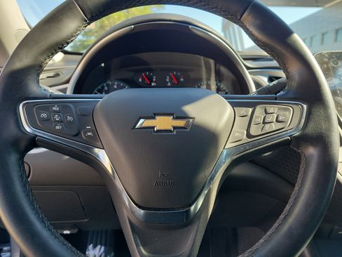 Used 2023 Chevrolet Malibu RS FWD image 21