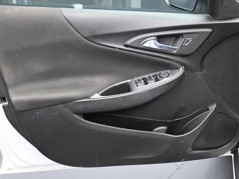 Used 2020 Chevrolet Malibu LS FWD image 9