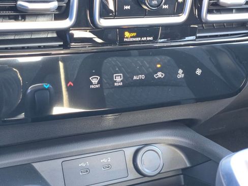 Used 2026 Nissan Sentra SV w/ Floor Mat Package image 23