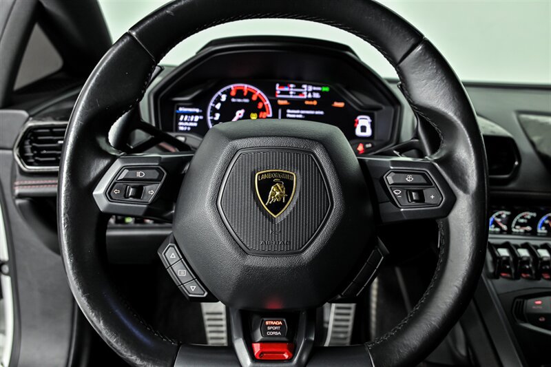 Used 2016 Lamborghini Huracan LP 580-2 RWD image 21