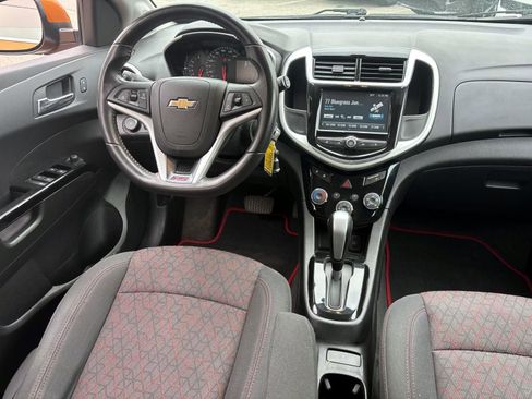 Used 2017 Chevrolet Sonic LT image 30
