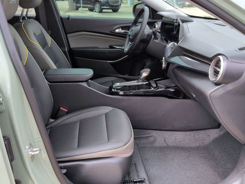 New 2026 Chevrolet Trax ACTIV w/ Sunroof Package image 26