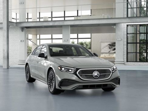New 2026 Mercedes-Benz E 350 4MATIC Sedan image 10