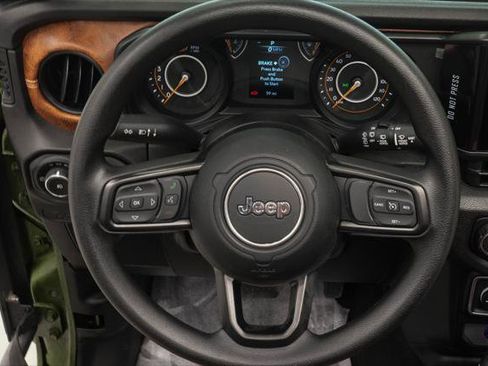 Used 2026 Jeep Wrangler Unlimited Sport AWD/4WD image 2