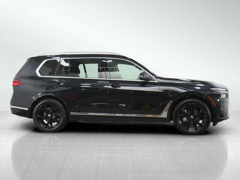 Used 2024 BMW X7 xDrive40i w/ Premium Package AWD/4WD image 6