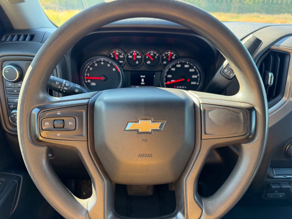 Used 2021 Chevrolet Silverado 2500 Custom w/ Custom Value Package AWD/4WD image 18