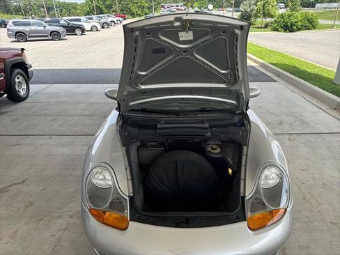 Used 1997 Porsche Boxster RWD image 21
