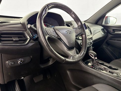 Used 2022 Chevrolet Equinox RS w/ Infotainment Package FWD image 22