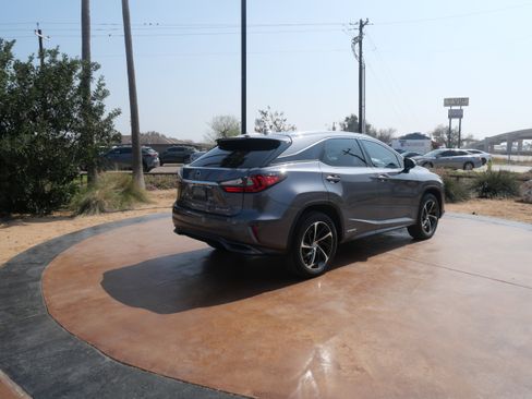 Used 2016 Lexus RX 450h FWD w/ Luxury Package image 2