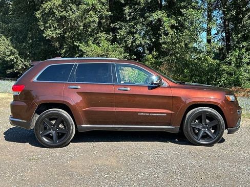 Used 2014 Jeep Grand Cherokee Summit AWD/4WD image 10