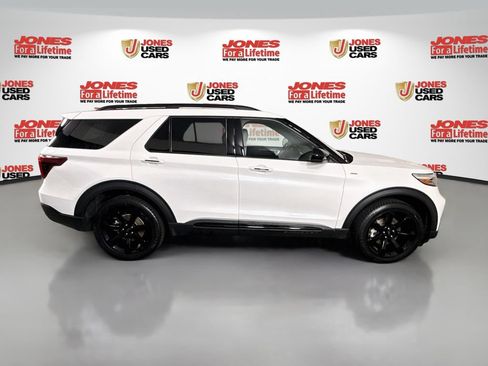 Used 2023 Ford Explorer ST-Line w/ Class IV Trailer Tow Package AWD/4WD image 19