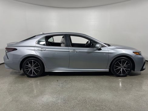 Certified 2024 Toyota Camry SE FWD image 2
