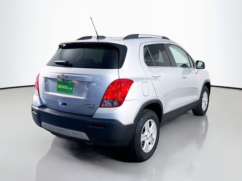 Used 2016 Chevrolet Trax LT w/ LT Sun and Sound Package image 10