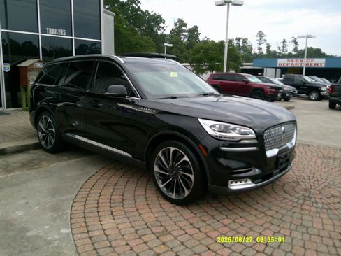 Used 2023 Lincoln Aviator Reserve w/ Equipment Group 201A RWD image 5