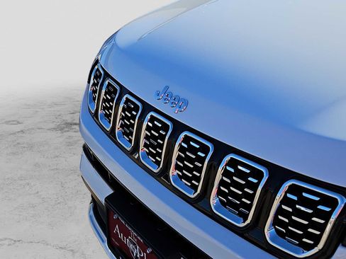 New 2026 Jeep Compass Limited image 13