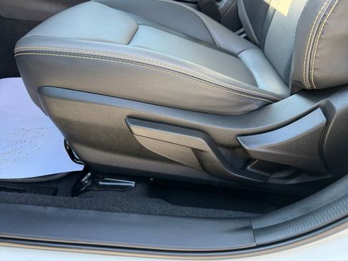 Used 2022 Subaru Crosstrek 2.5i Sport w/ Moonroof Package image 14