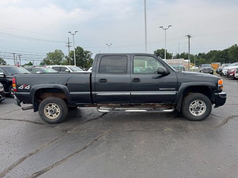 Used 2005 GMC Sierra 2500 SLE w/ Snow Plow Prep Package AWD/4WD image 6
