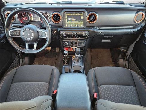 Used 2022 Jeep Gladiator Mojave w/ Cold Weather Group image 19