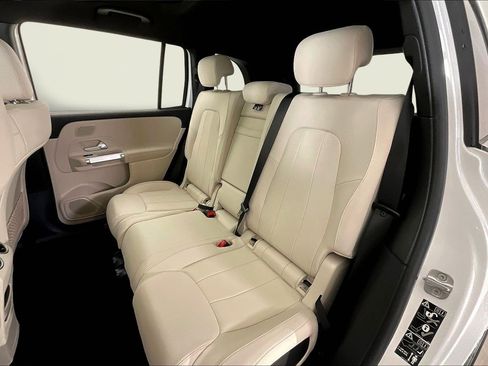 Certified 2026 Mercedes-Benz GLB 250 4MATIC image 22