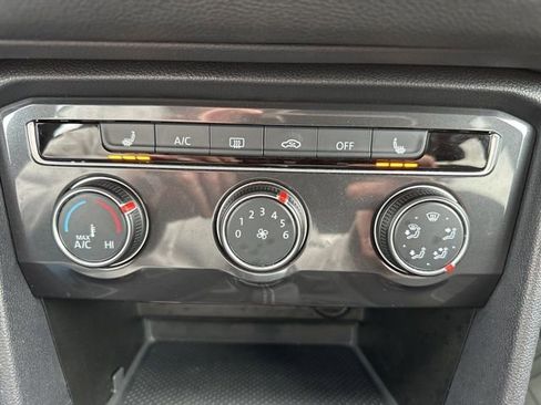 Used 2024 Volkswagen Tiguan S image 19