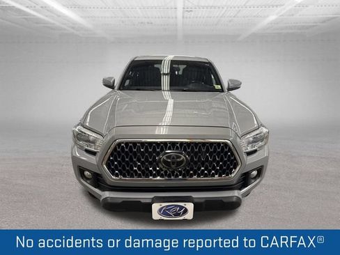 Used 2019 Toyota Tacoma TRD Off-Road AWD/4WD image 2