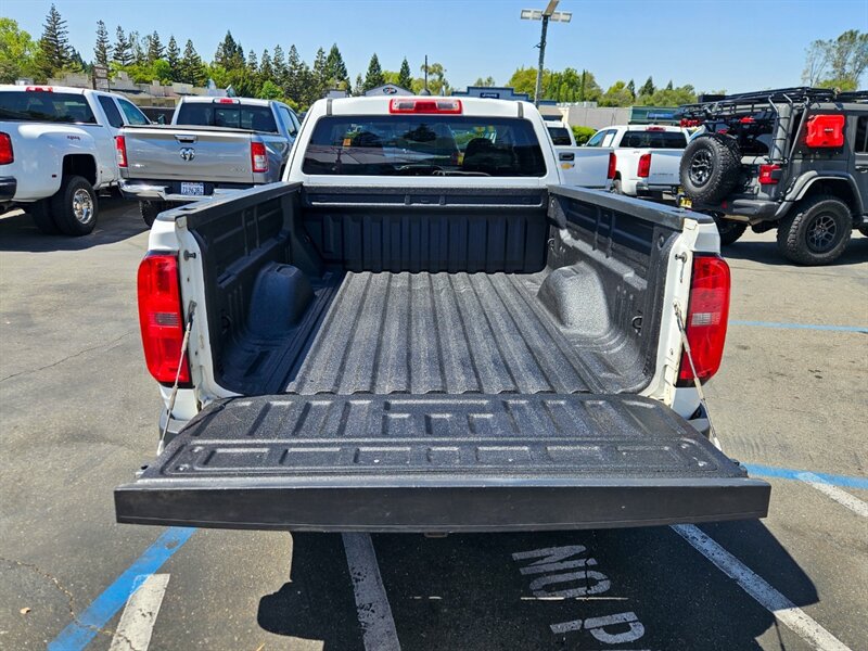 Used 2016 Chevrolet Colorado W/T w/ WT Convenience Package AWD/4WD image 5