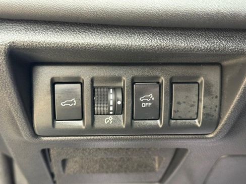 Used 2024 Subaru Outback Limited image 27